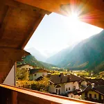Haus Alpenkoenig Stubaier Gletscher