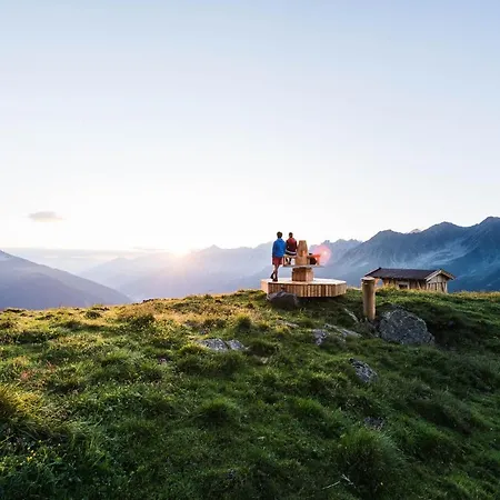 Apartmán Stubaier Gletscher Xl Residenz Haus Alpenkoenig Im Alpinen Charme Stubai Super Card Inklusive