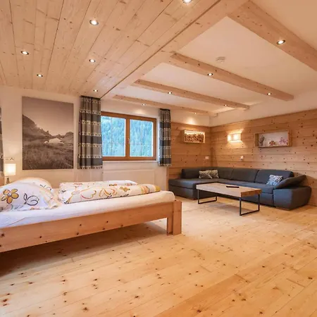 Haus Alpenkoenig Stubaier Gletscher Daire