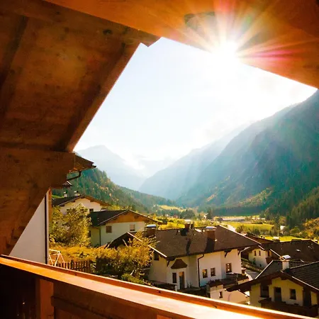 Haus Alpenkoenig Stubaier Gletscher