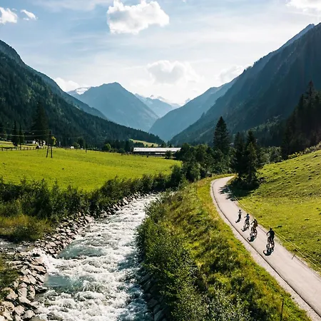 Haus Alpenkoenig Luxury Living Close To Stubai Glacier Apartament Neustift im Stubaital