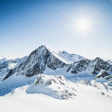 Haus Alpenkoenig Stubaier Gletscher *