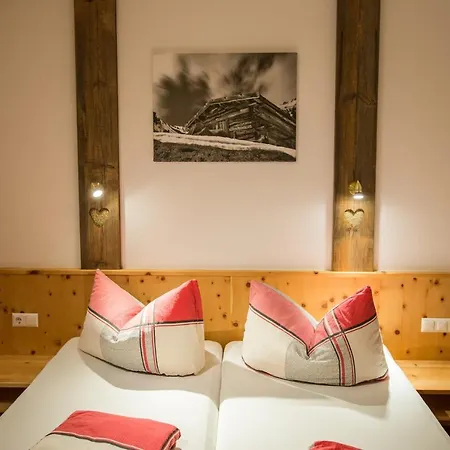 Stubaier Gletscher Xl Residenz Haus Alpenkoenig Im Alpinen Charme Stubai Super Card Inklusive * Neustift im Stubaital