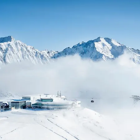 Stubaier Gletscher Xl Residenz Haus Alpenkoenig Im Alpinen Charme Stubai Super Card Inklusive Apartment Neustift im Stubaital