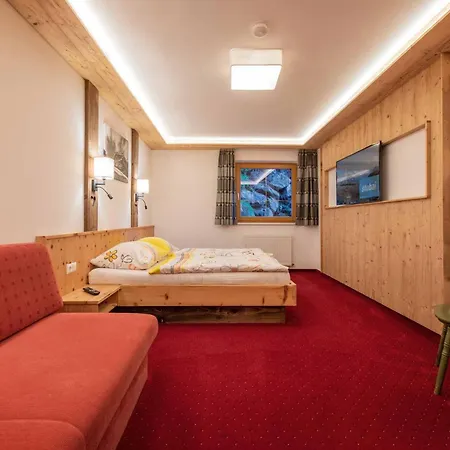 Apartment Stubaier Gletscher Xl Residenz Haus Alpenkoenig Im Alpinen Charme Stubai Super Card Inklusive
