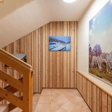 Haus Alpenkoenig Stubaier Gletscher ノイシュティフト・イム・シュトゥーバイタール