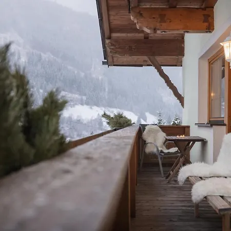 Haus Alpenkoenig Stubaier Gletscher 아파트 *