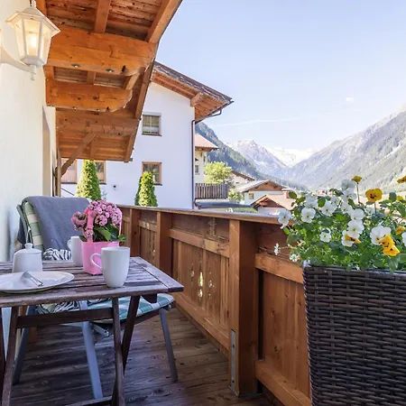 Haus Alpenkoenig Luxury Living Close To Stubai Glacier *