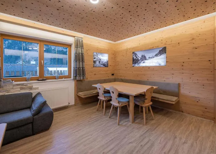 شقة Haus Alpenkoenig Stubaier Gletscher *